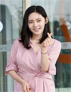 亚洲一区二区日本无码,把男生的坤巴放在女生的定眼里