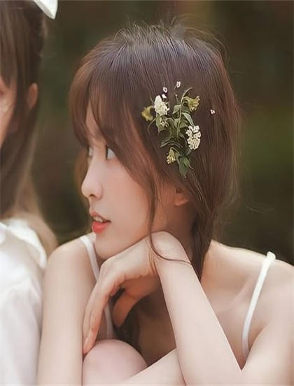 《樱花劫》色彩运用解析：色调选择与情绪表达分析